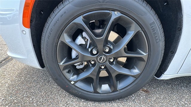 new 2025 Chrysler Pacifica car, priced at $51,412
