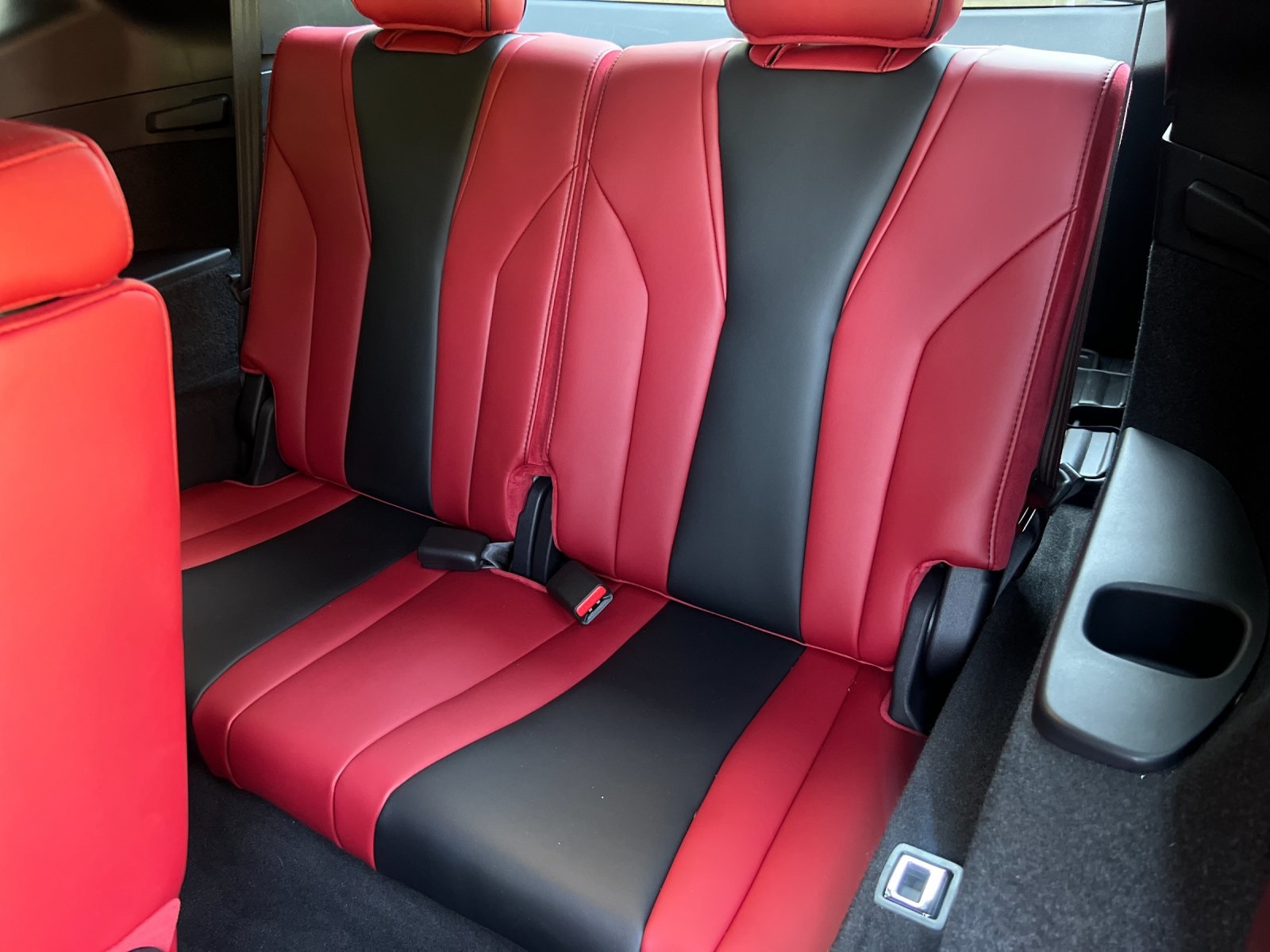 used 2025 Acura MDX car, priced at $55,998