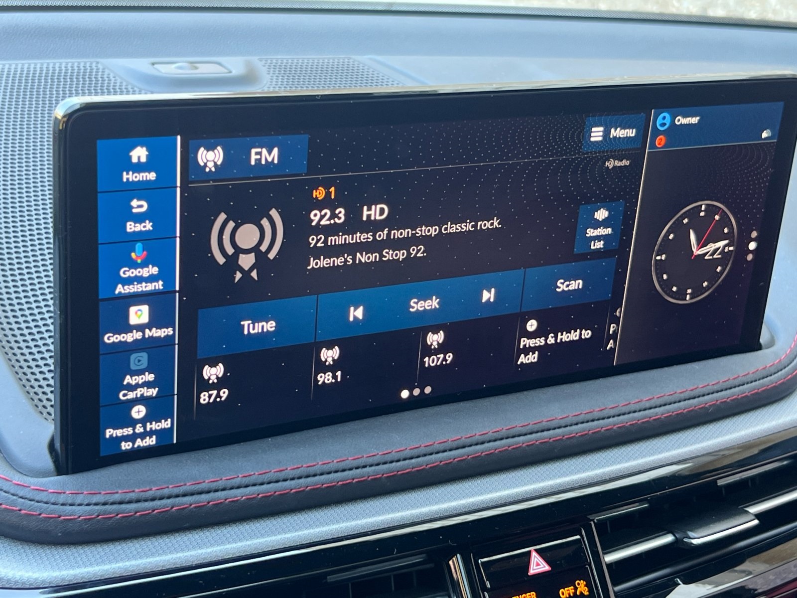 used 2025 Acura MDX car, priced at $55,998