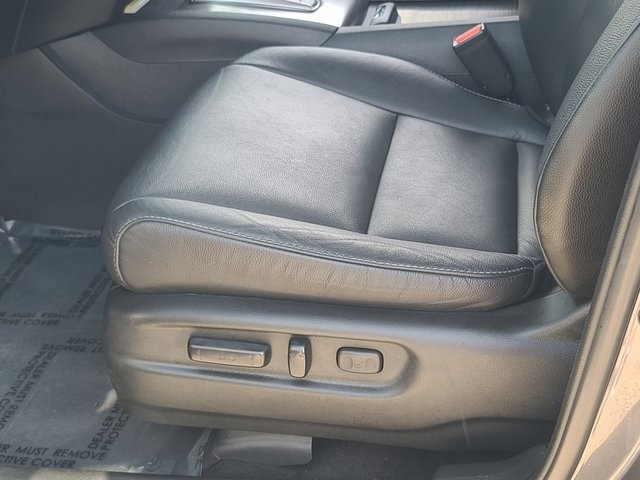 used 2022 Honda Pilot car, priced at $35,500
