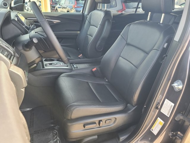 used 2022 Honda Pilot car, priced at $35,500