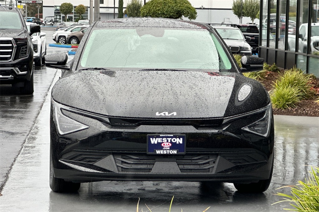 new 2025 Kia EV6 car, priced at $52,630