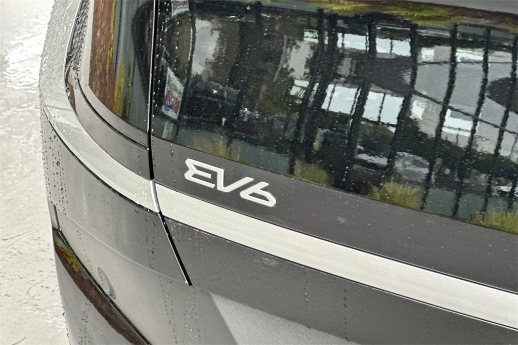 new 2025 Kia EV6 car, priced at $52,630