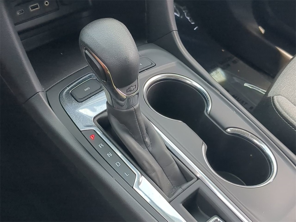 used 2024 Chevrolet Equinox car, priced at $20,881
