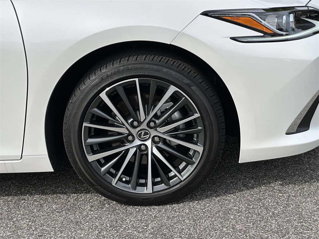 used 2025 Lexus ES car, priced at $43,995