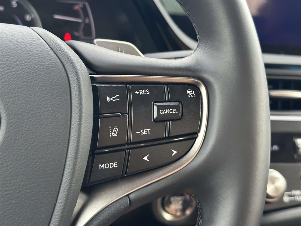 used 2025 Lexus ES car, priced at $43,995