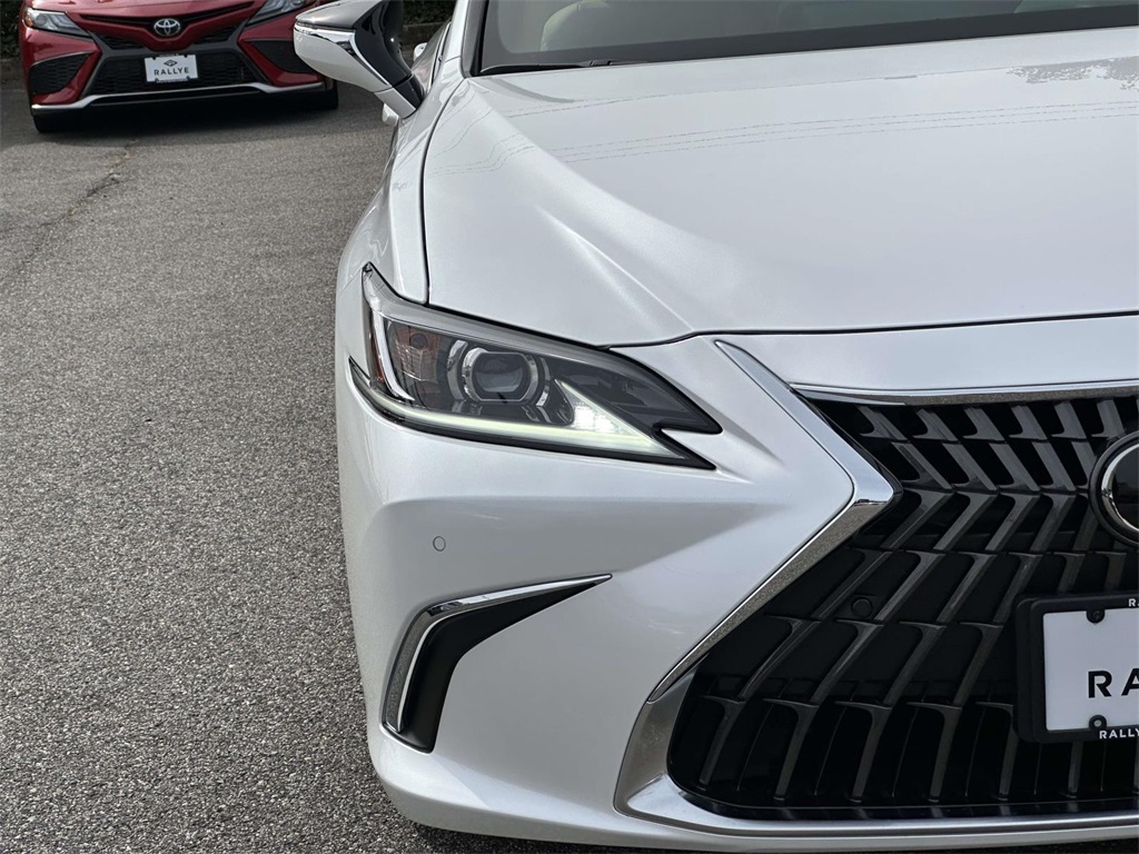used 2025 Lexus ES car, priced at $43,995