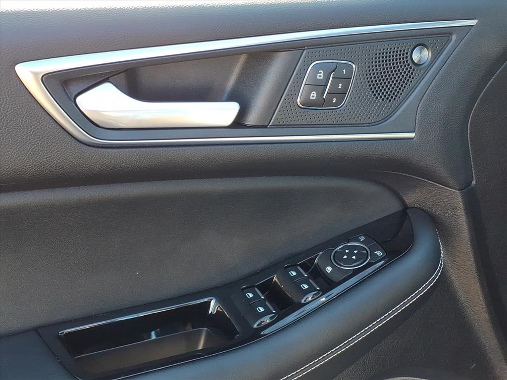 used 2019 Ford Edge car, priced at $23,900