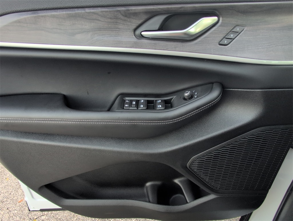 new 2025 Jeep Grand Cherokee car, priced at $40,165