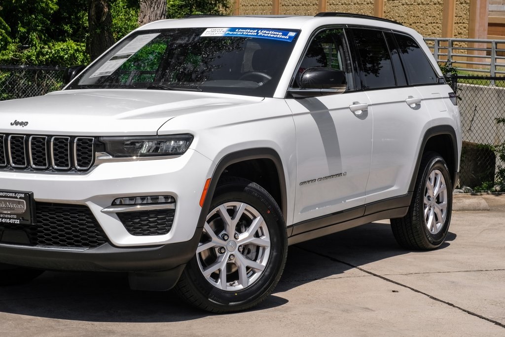 used 2022 Jeep Grand Cherokee car, priced at $30,836