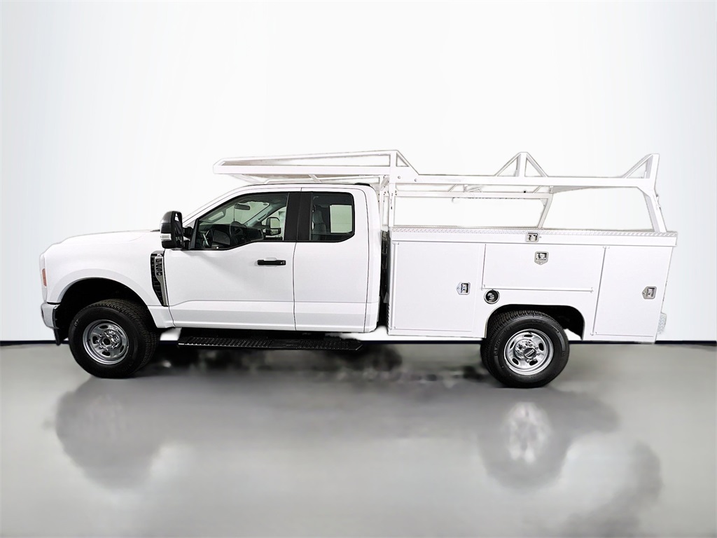 new 2025 Ford F-250SD car, priced at $68,029