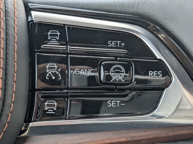 new 2025 Jeep Grand Cherokee car, priced at $55,560