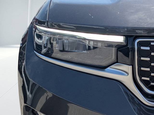 new 2025 Jeep Grand Cherokee car, priced at $55,560