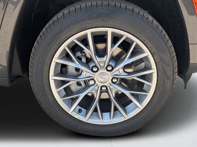 new 2025 Jeep Grand Cherokee car, priced at $55,560