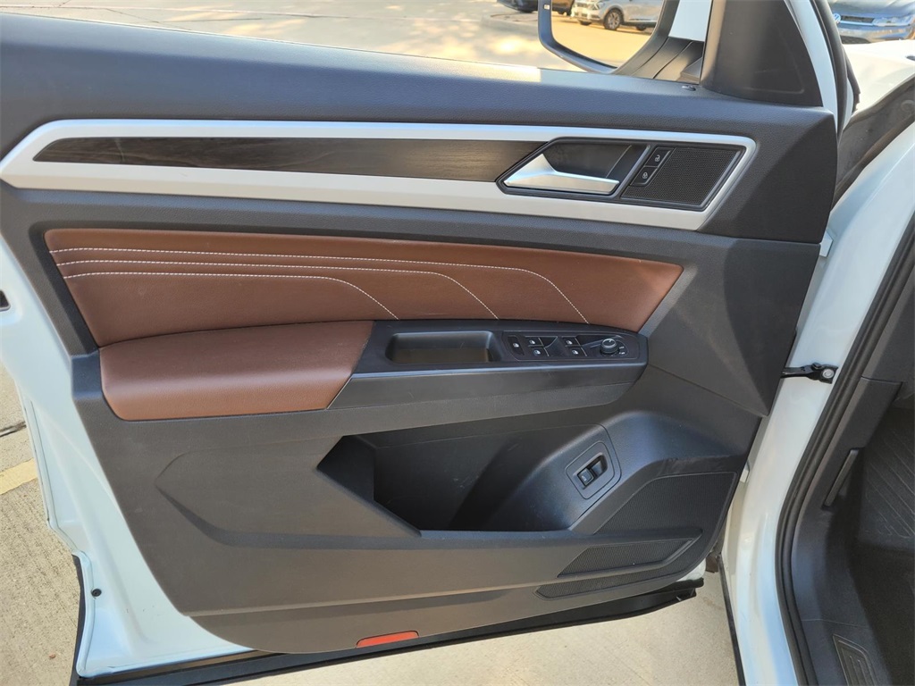 used 2023 Volkswagen Atlas car, priced at $23,670