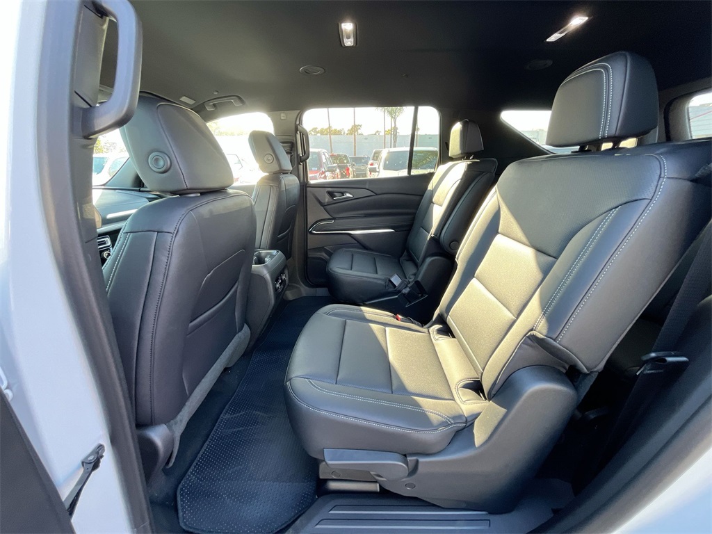 new 2026 Chevrolet Traverse car