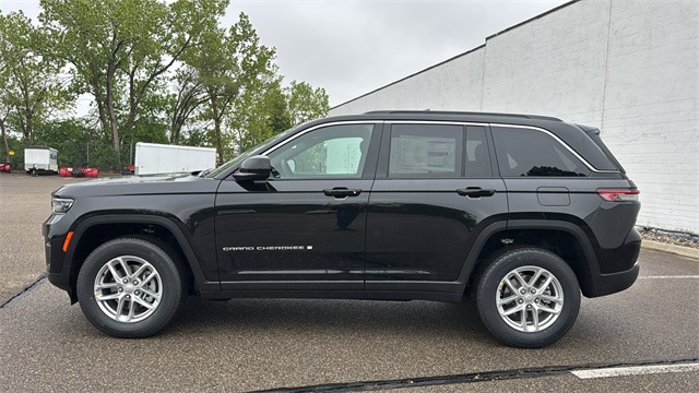 new 2025 Jeep Grand Cherokee car, priced at $42,848