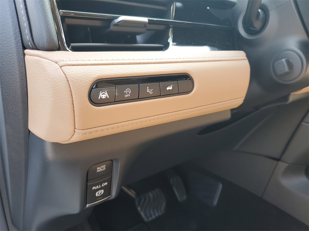 new 2025 INFINITI QX80 car, priced at $86,740