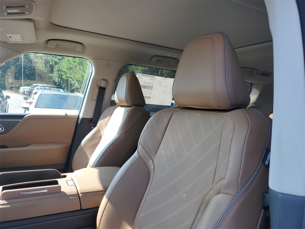 new 2025 INFINITI QX80 car, priced at $86,740