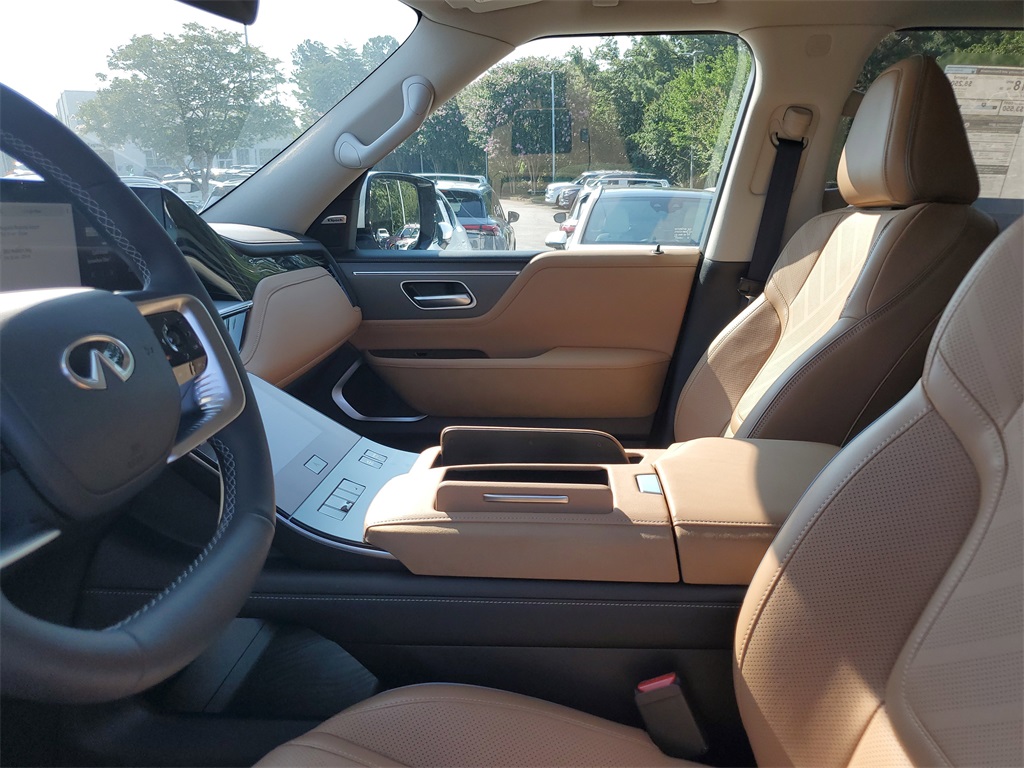 new 2025 INFINITI QX80 car, priced at $86,740