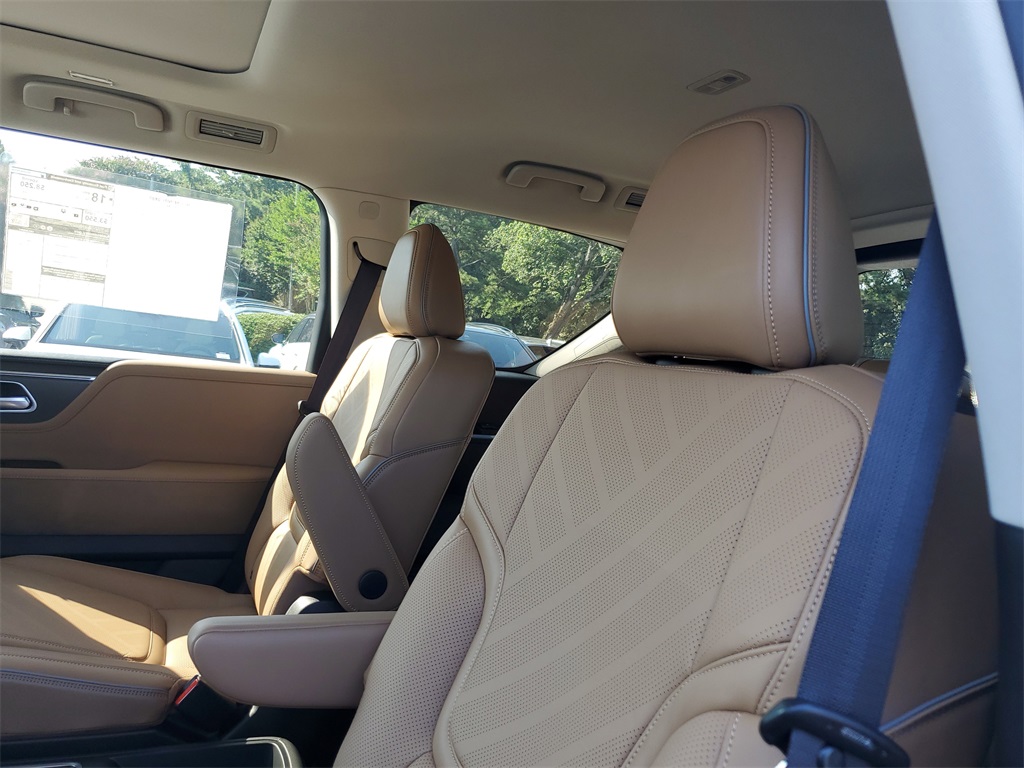 new 2025 INFINITI QX80 car, priced at $86,740