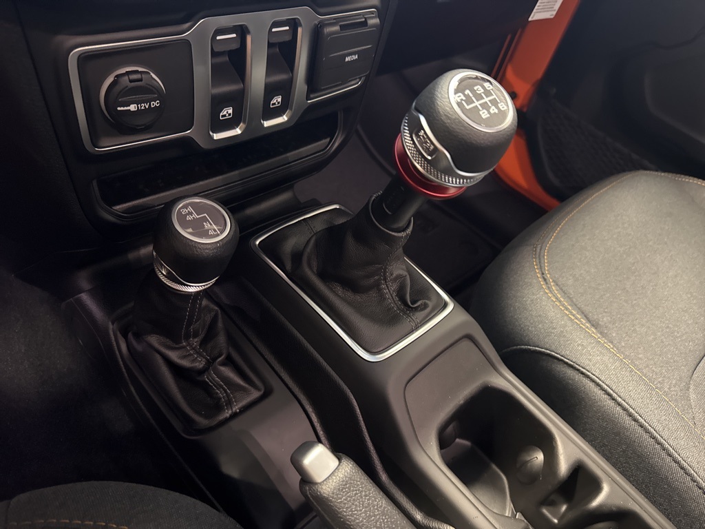 new 2025 Jeep Wrangler car, priced at $33,833