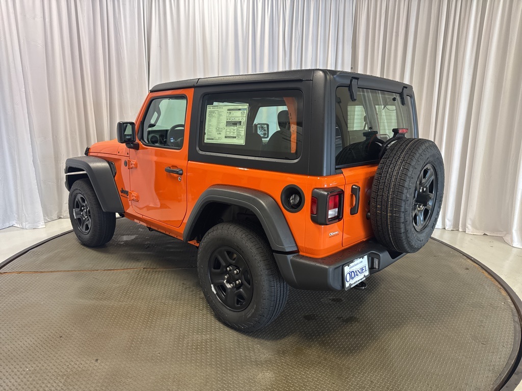 new 2025 Jeep Wrangler car, priced at $33,833