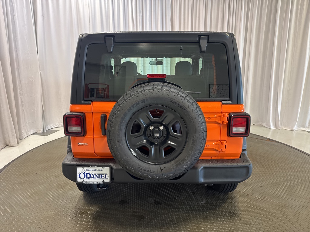 new 2025 Jeep Wrangler car, priced at $33,833