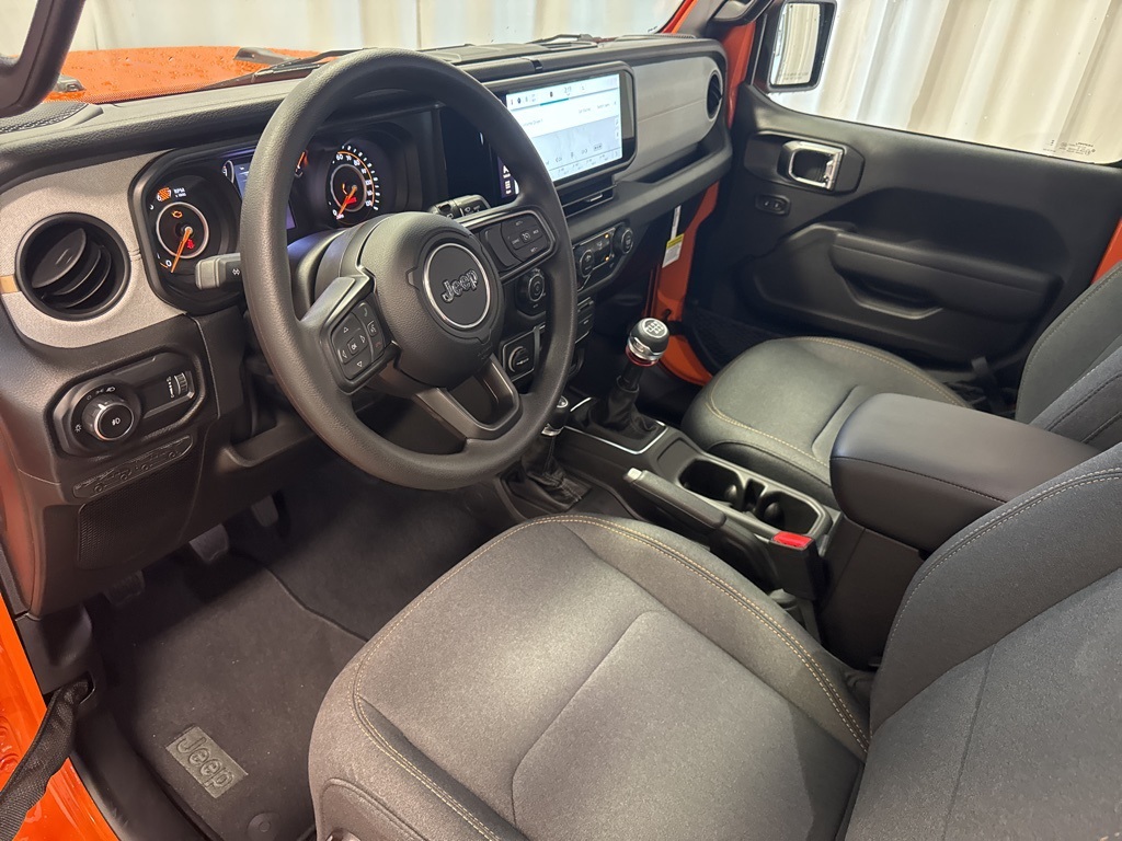 new 2025 Jeep Wrangler car, priced at $33,833