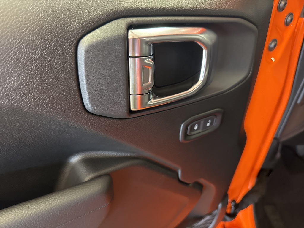 new 2025 Jeep Wrangler car, priced at $33,833