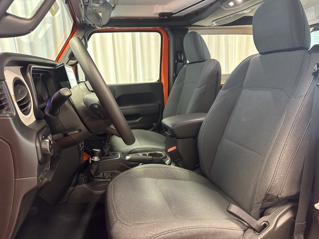 new 2025 Jeep Wrangler car, priced at $33,833