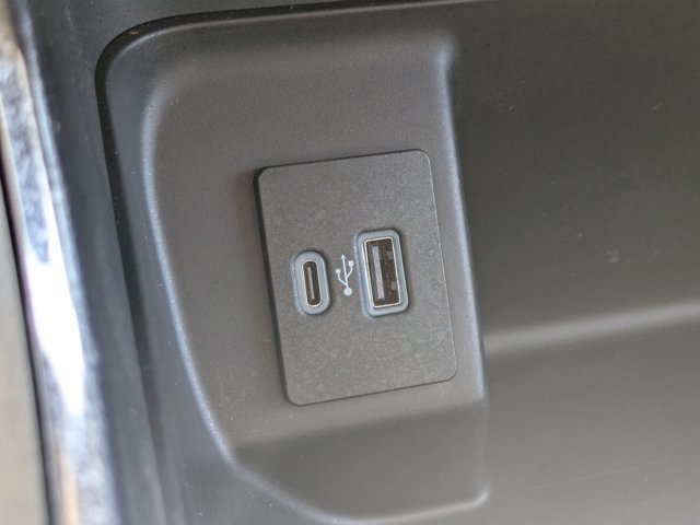 used 2021 Ford F-150 car, priced at $31,213