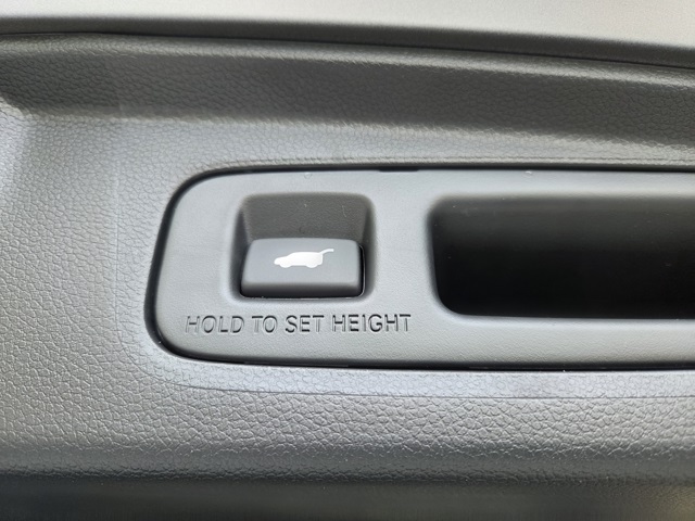 new 2026 Honda CR-V Hybrid car, priced at $41,675