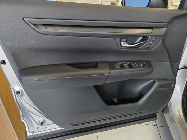 new 2026 Honda CR-V Hybrid car, priced at $41,675