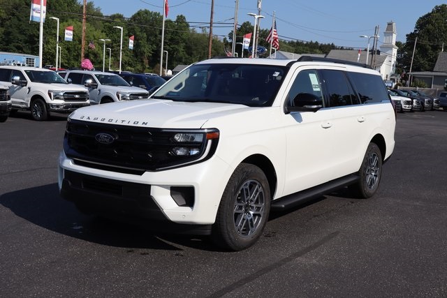 new 2025 Ford Expedition Max car, priced at $76,020