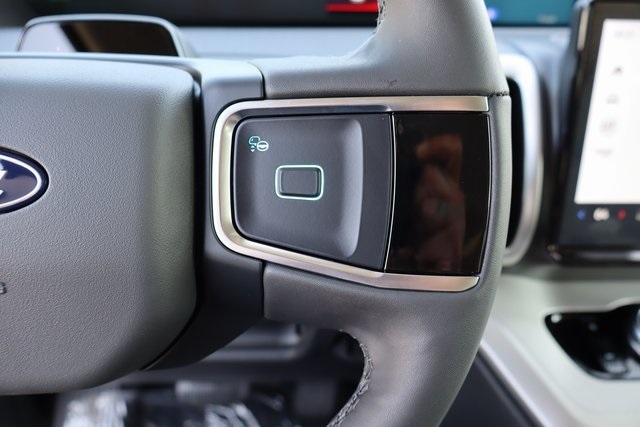 new 2025 Ford Expedition Max car, priced at $76,020