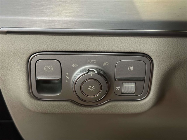 used 2022 Mercedes-Benz GLE car, priced at $43,603