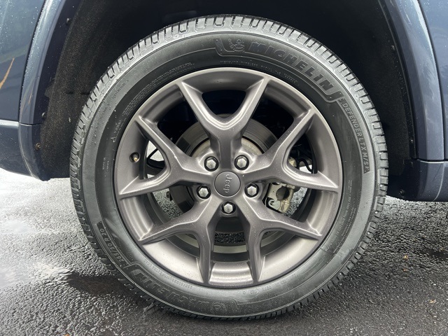 used 2021 Jeep Grand Cherokee car, priced at $26,300