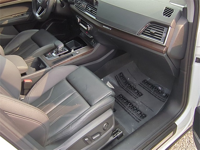 used 2024 Audi Q5 car, priced at $35,911