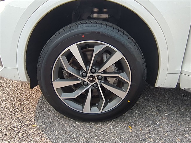 used 2024 Audi Q5 car, priced at $35,911
