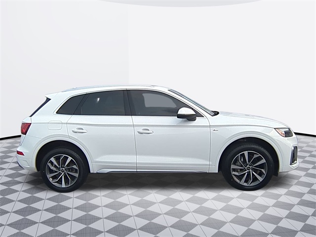 used 2024 Audi Q5 car, priced at $35,911