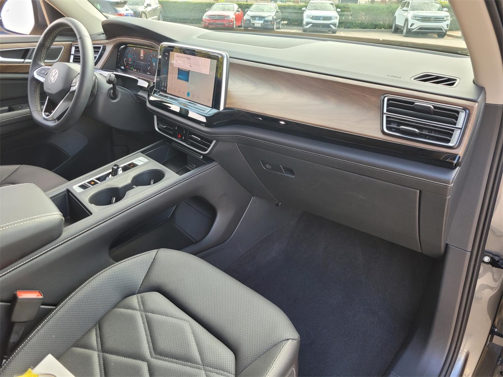 used 2024 Volkswagen Atlas car, priced at $30,025