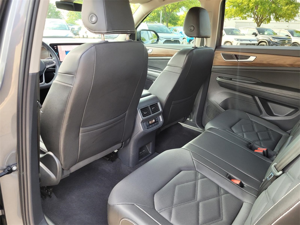 used 2024 Volkswagen Atlas car, priced at $30,025