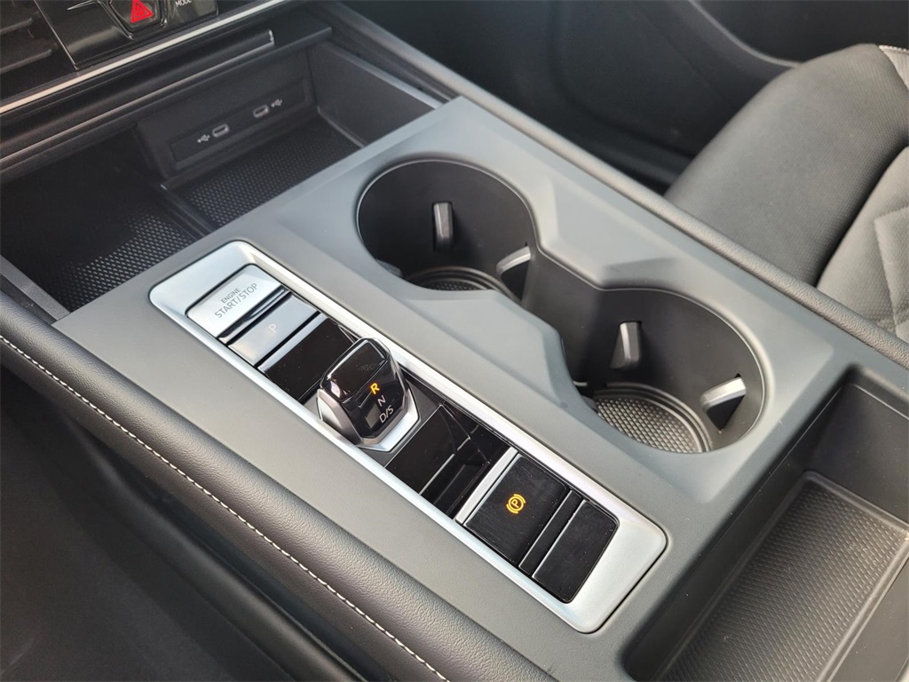 used 2024 Volkswagen Atlas car, priced at $30,025