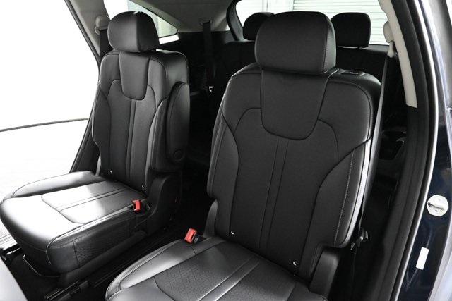 used 2023 Kia Sorento Hybrid car, priced at $29,950