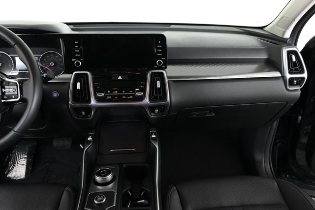used 2023 Kia Sorento Hybrid car, priced at $29,950