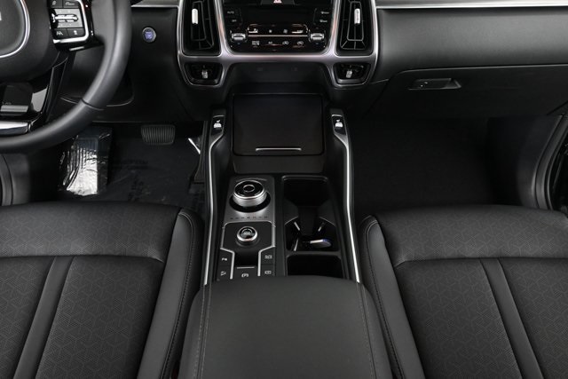 used 2023 Kia Sorento Hybrid car, priced at $29,950