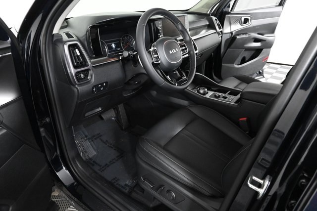 used 2023 Kia Sorento Hybrid car, priced at $29,950