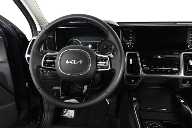 used 2023 Kia Sorento Hybrid car, priced at $29,950