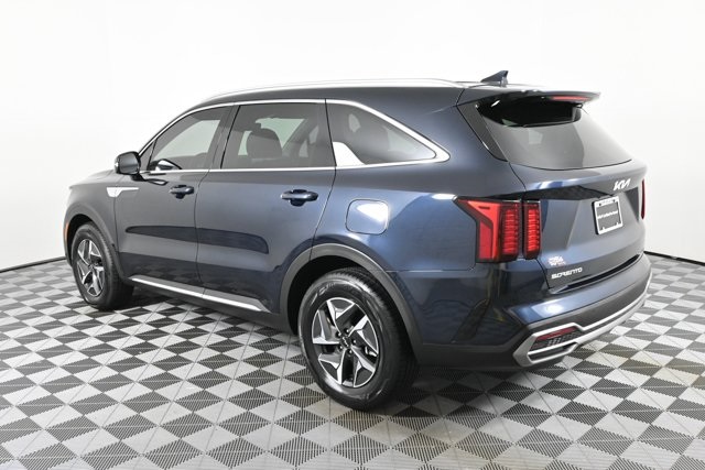 used 2023 Kia Sorento Hybrid car, priced at $29,950